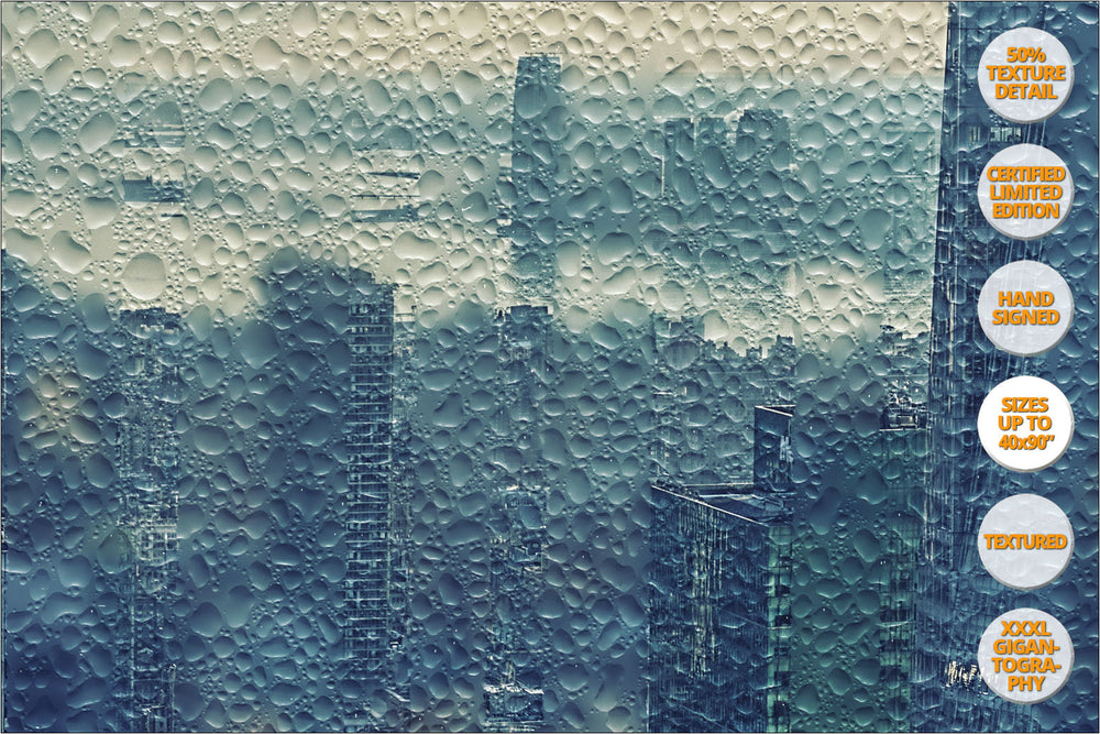 Panorama of Manhattan under the rain, New York, United States. | Detail 100%.