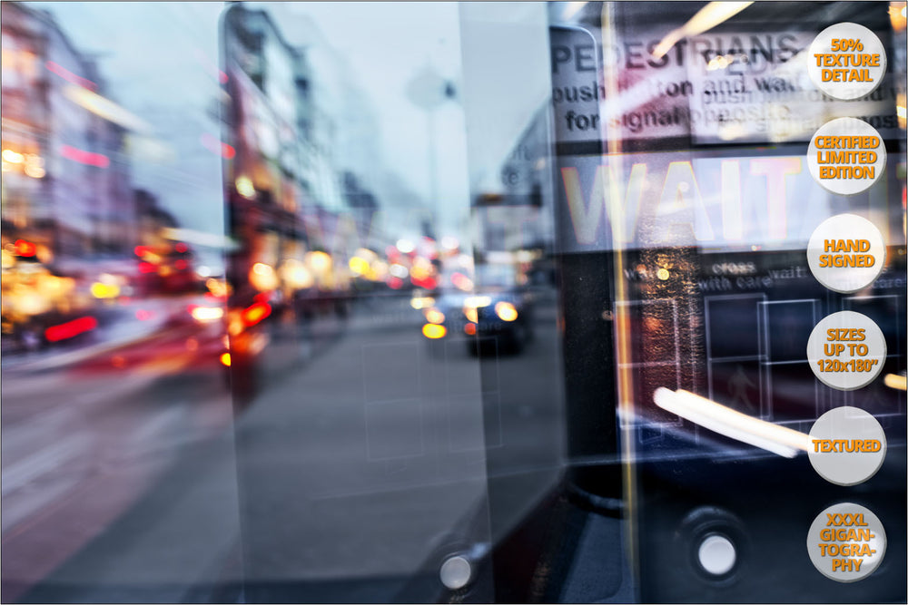 Traffic lights at Oxford Circus, London, United Kingdom. Giant Prints by Alberto Mateo.