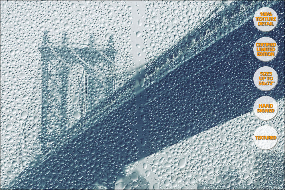Manhattan Bridge under the rain, New York. | 100% Texture Detail.