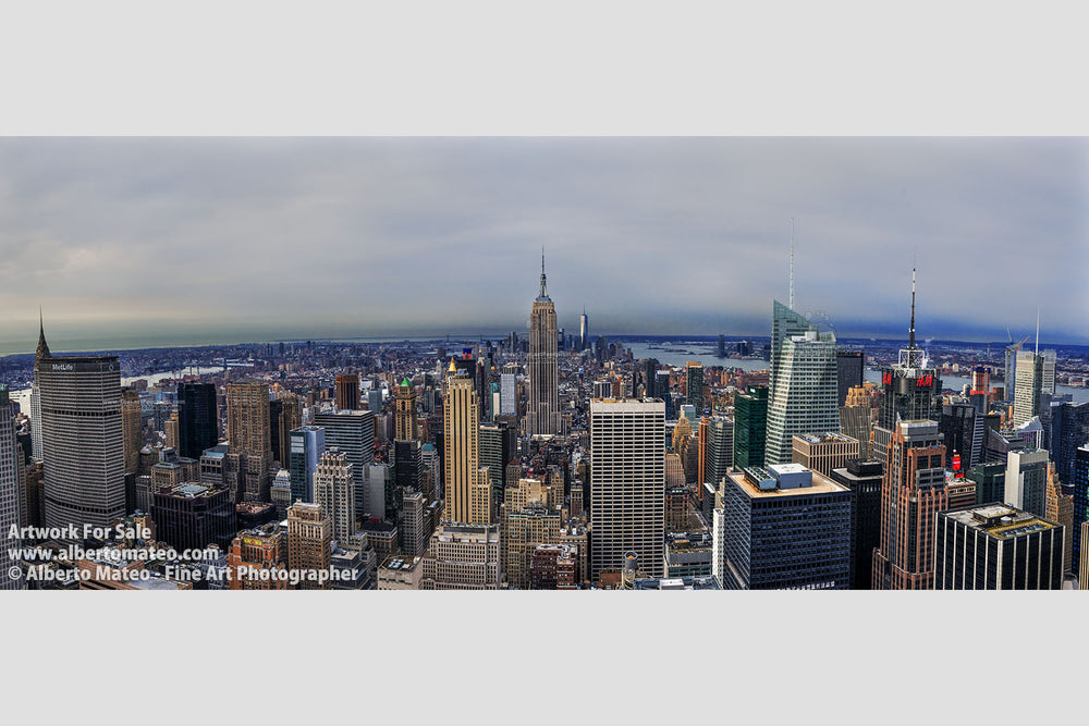Giant print of midtown Manhattan with the Empire State, New York.