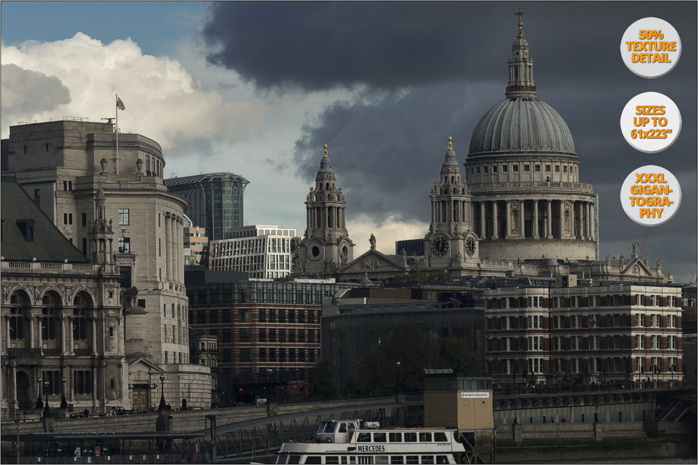 Thames river and Saint Paul Cathedral, London. | View of the Print at 50% magnification detail.