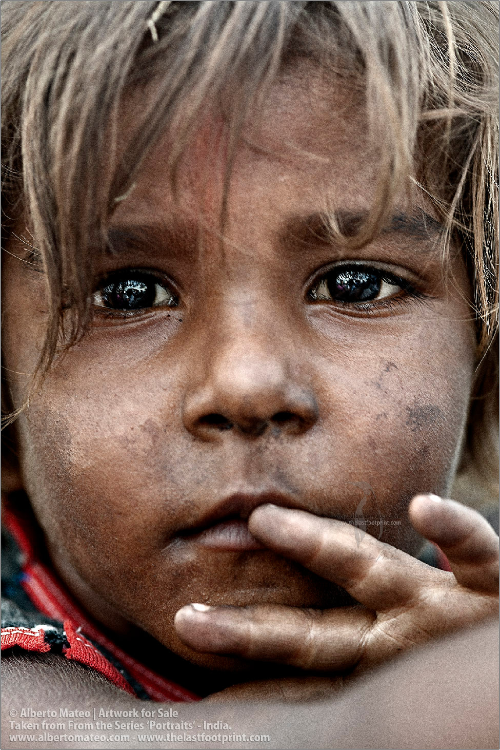 Portrait of small girl, Jharia, India.