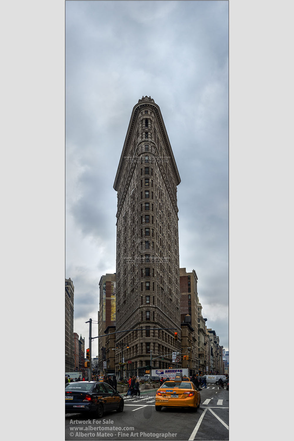 Flat Iron Building, Manhattan, New York. | Vertical Panorama Giant Print.