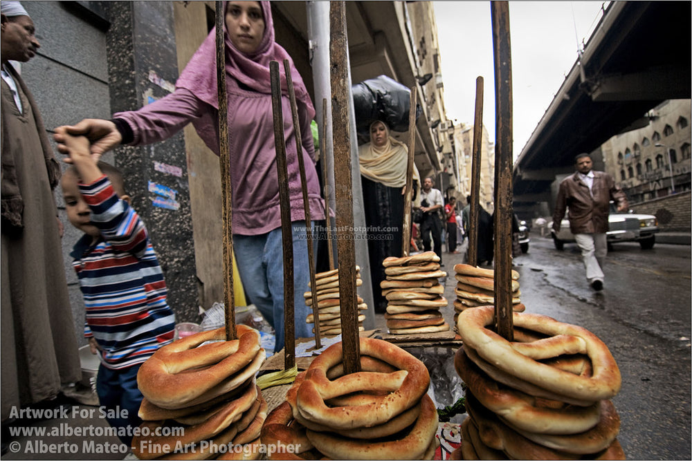 Woman with child in Al Azhar Street. Cairo, Egypt.