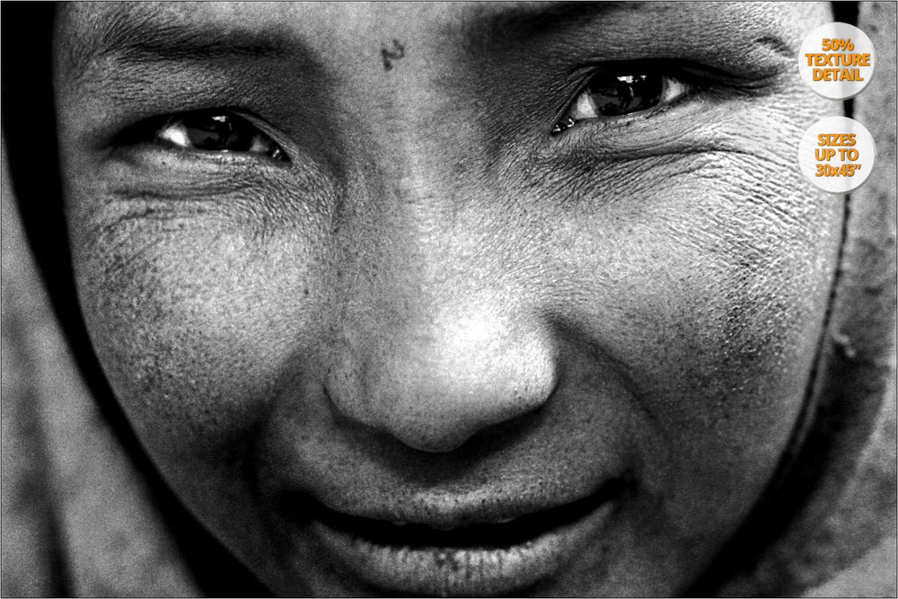 Sepherd girl, Upper Pisang, Himalaya, Nepal. | 50% magnification detail view.