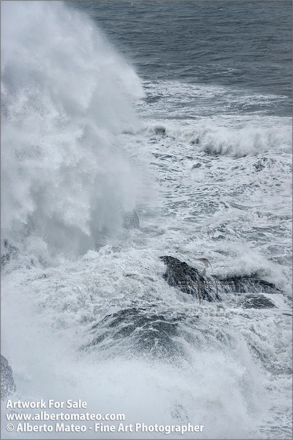 Sea Gale, Breaking Waves, Dyorhaley, Iceland. 3/5
