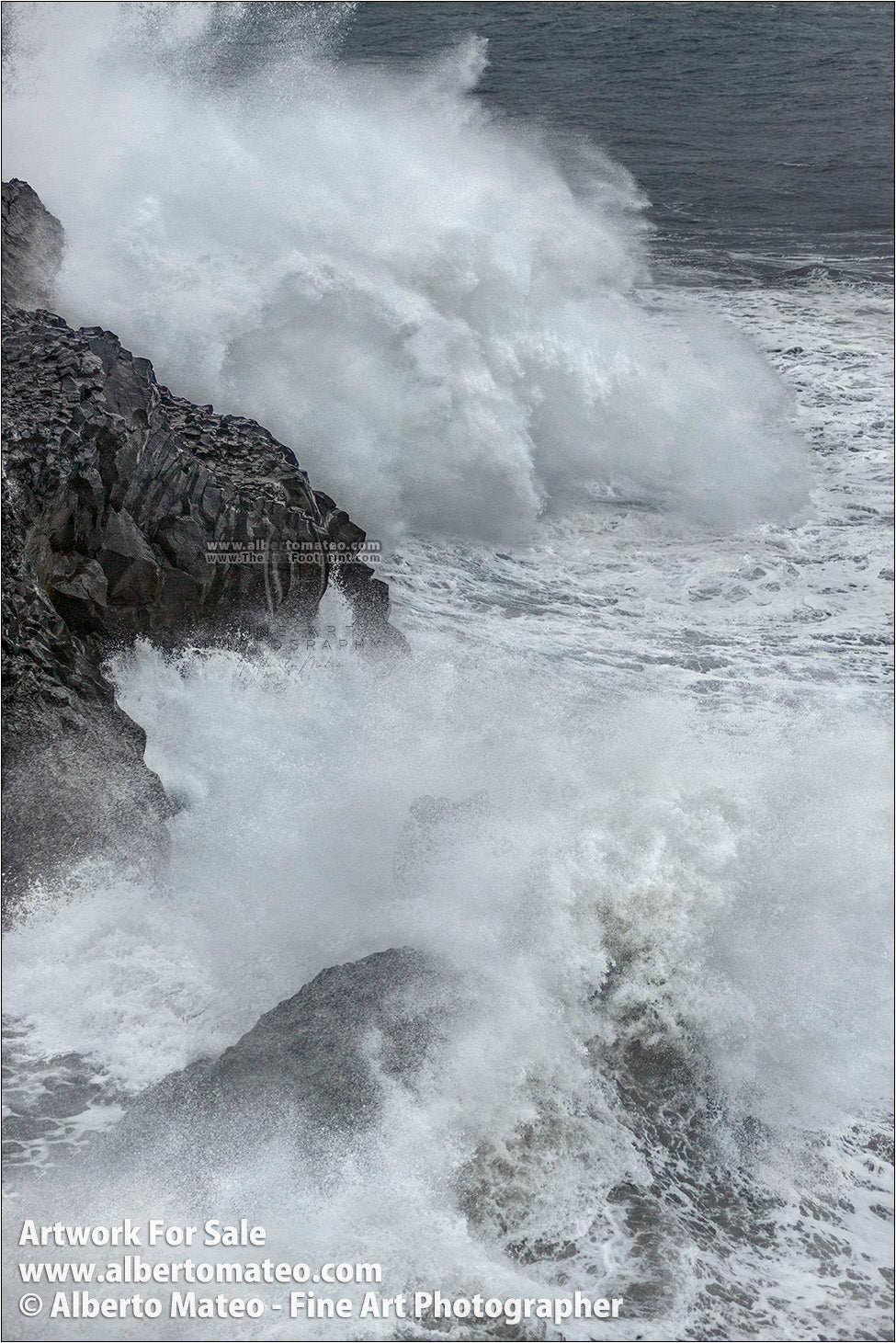 Sea Gale, Breaking Waves, Dyorhaley, Iceland. 2/5