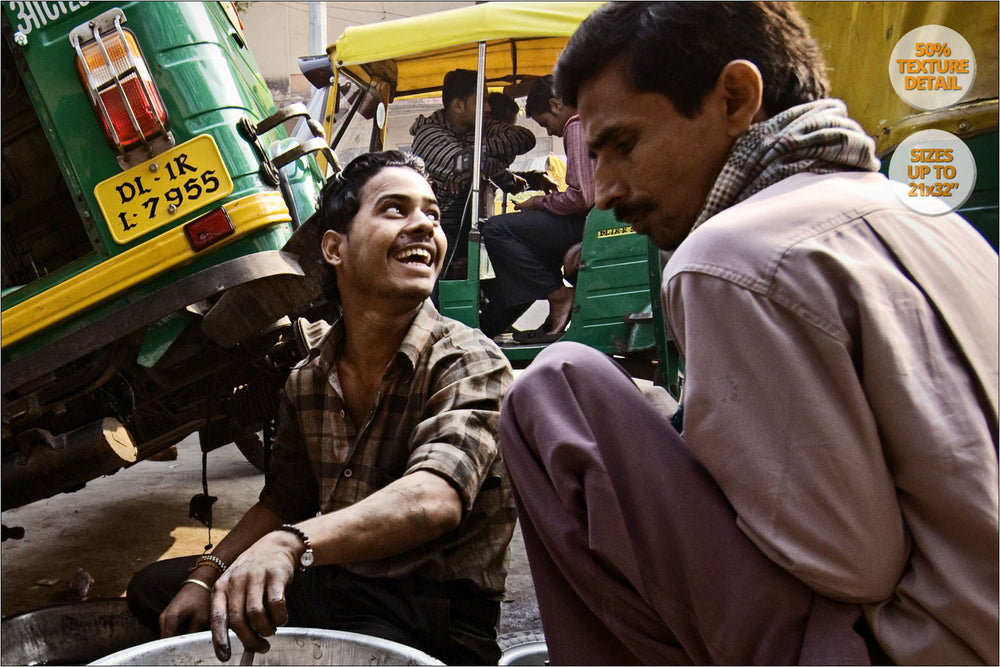 Mechanics in Punknian Road, New Delhi, India. | 50% Magnification Detail.