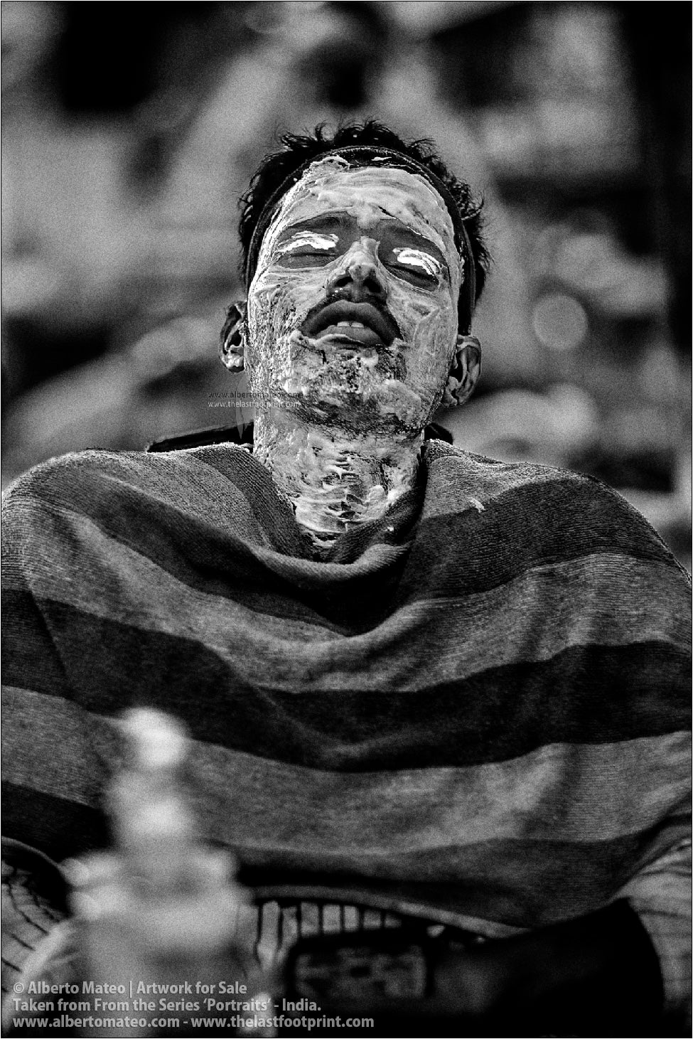 Face massage, Jharia, india.