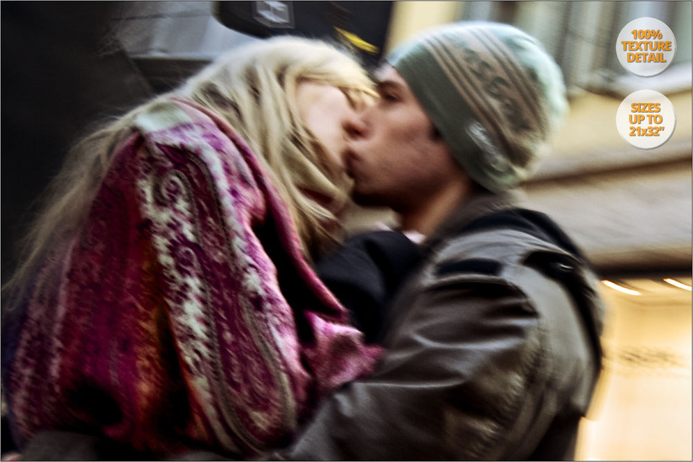 Couple kissing in Via Mazzini, Verona, Italy. | Fine Art Photography.