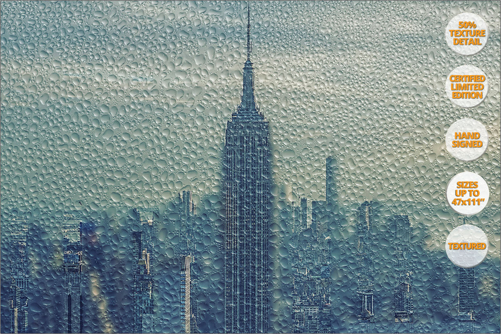Panoramic view of Manhattan under the rain, New York, United States. | Detail 50%