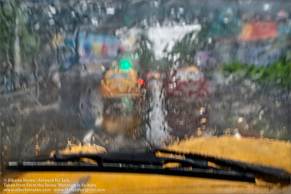 Traffic, Heavy Rain, Kolkata, Bengal, India.
