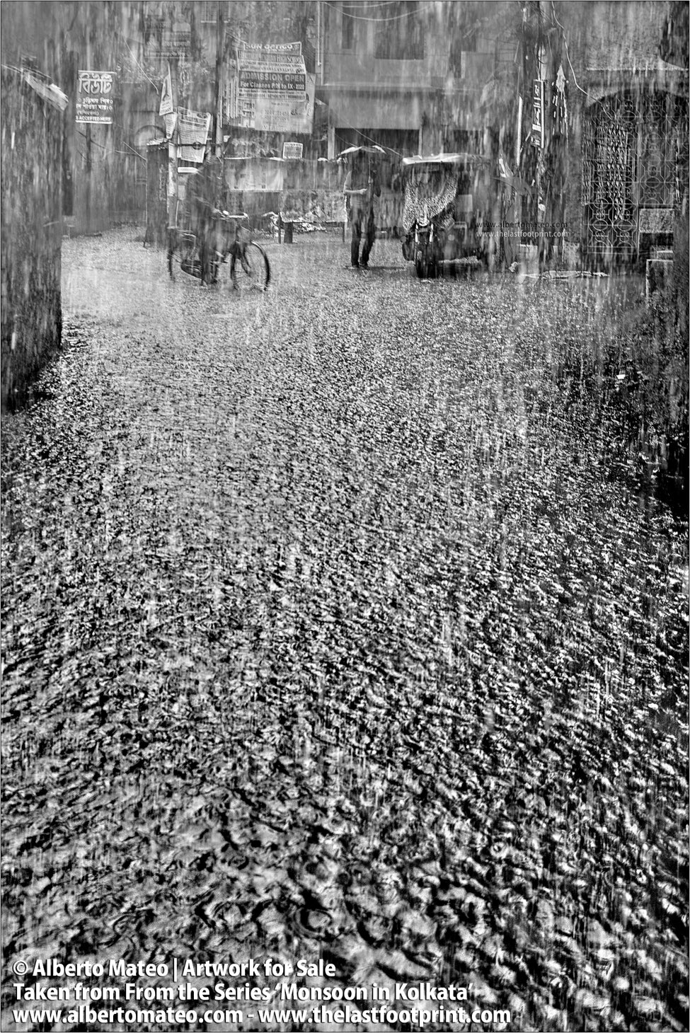 Heavy downpour, Shibpur, Kolkata, Bengal, India.