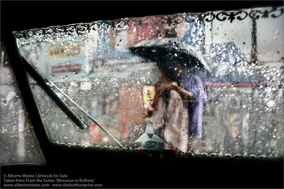 Pedestrians under the rain, BBD Bag, Monsoon, Kolkata, Bengal, India.