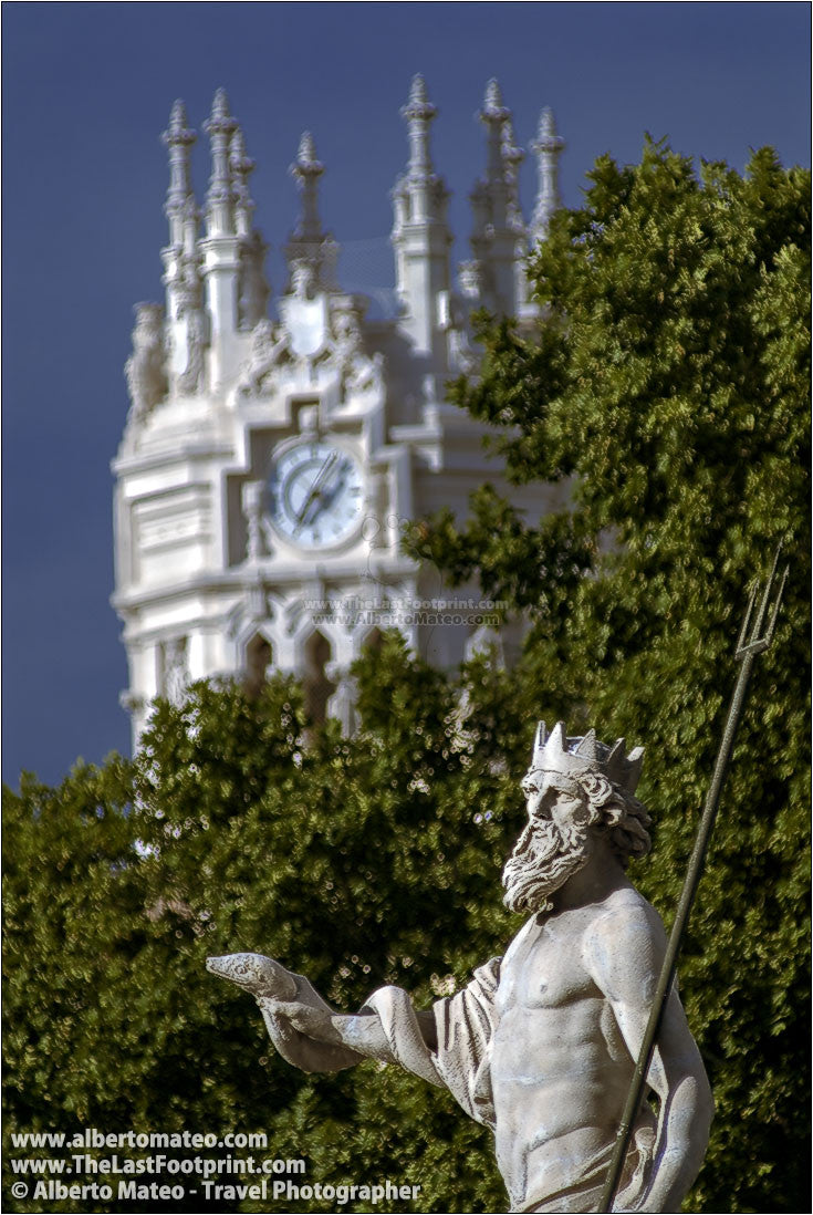 Neptune and Communications Palace, Madrid. | Full size view.
