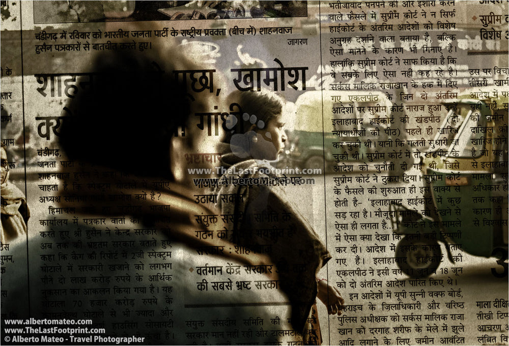 Dense traffic in Chelmsfold Rd, New Delhi, India.