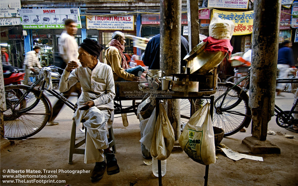 Street seller, Chandni Chowk, Old Delhi, India. | Original Fine Art Print.