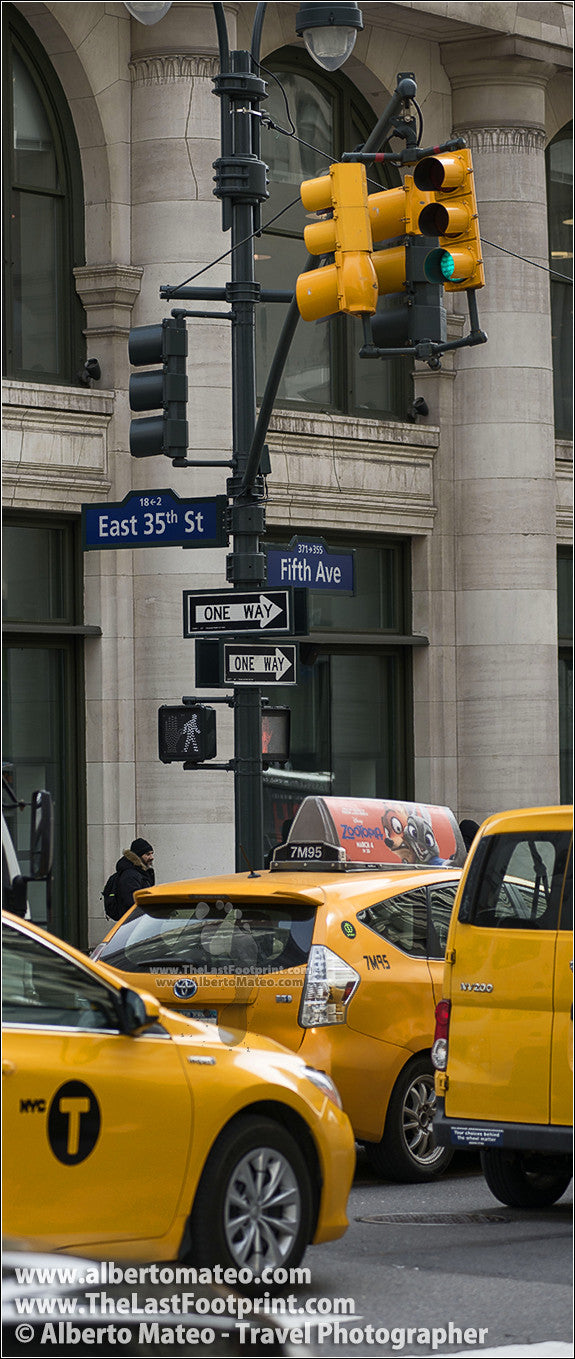 Dense Traffic in the Fifth Ave., New York.