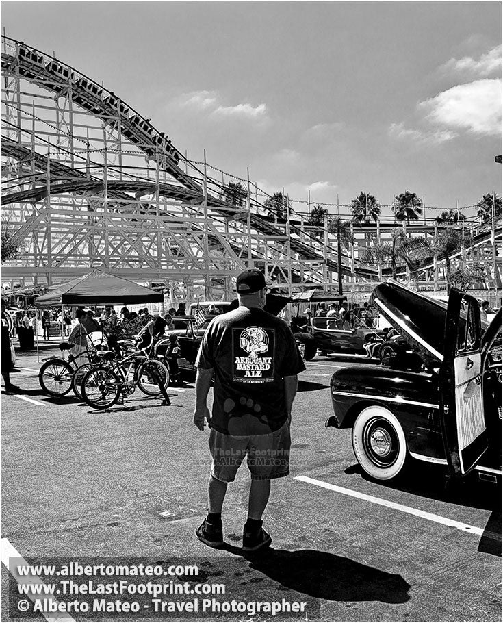 Sunday morning Belmont Park, San Diego, California. | By Alberto Mateo.